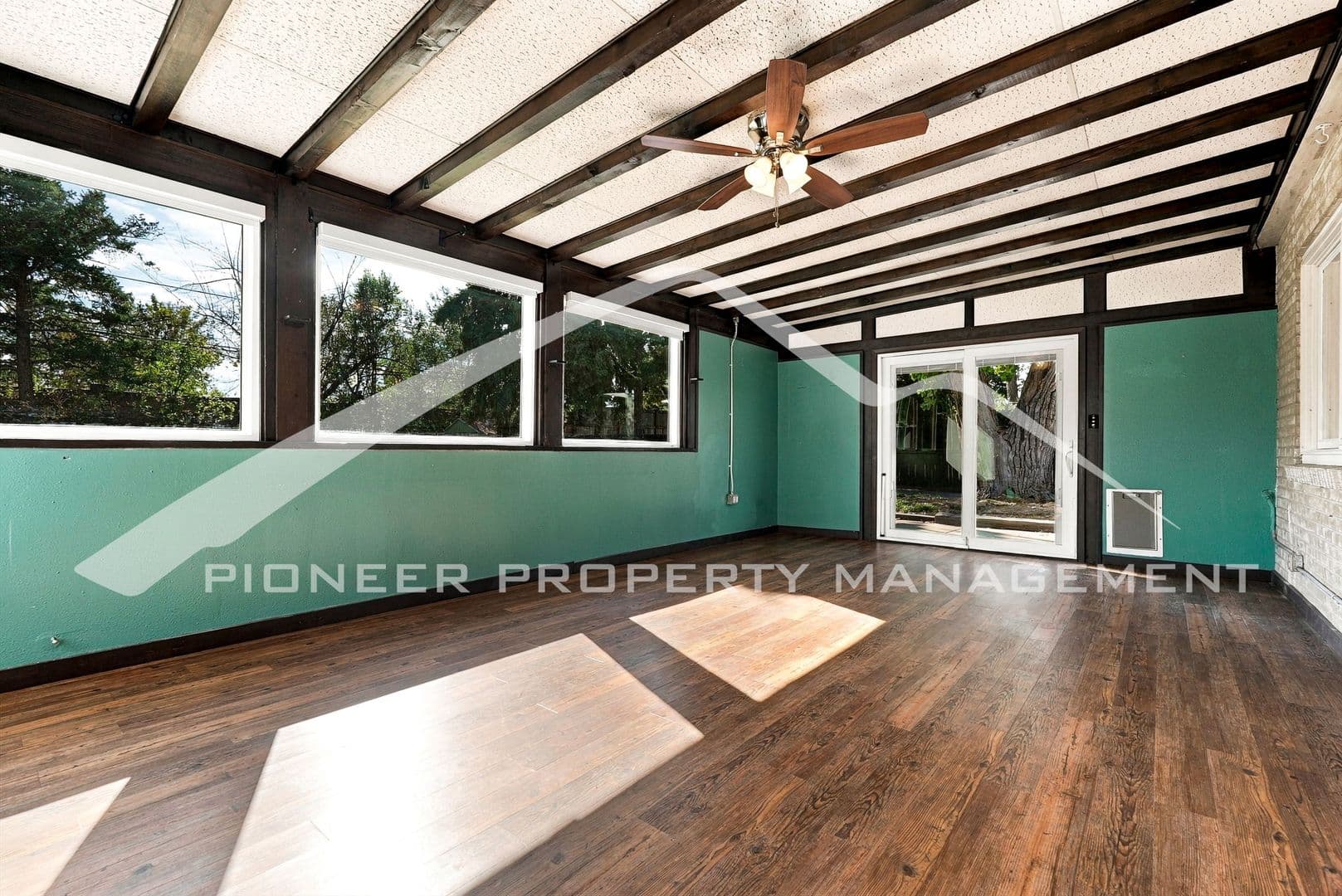 Lakewood House: 10420 W 13th Pl