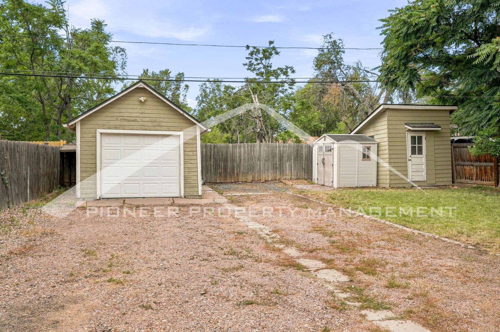 Denver House: 3166 W Walsh Pl