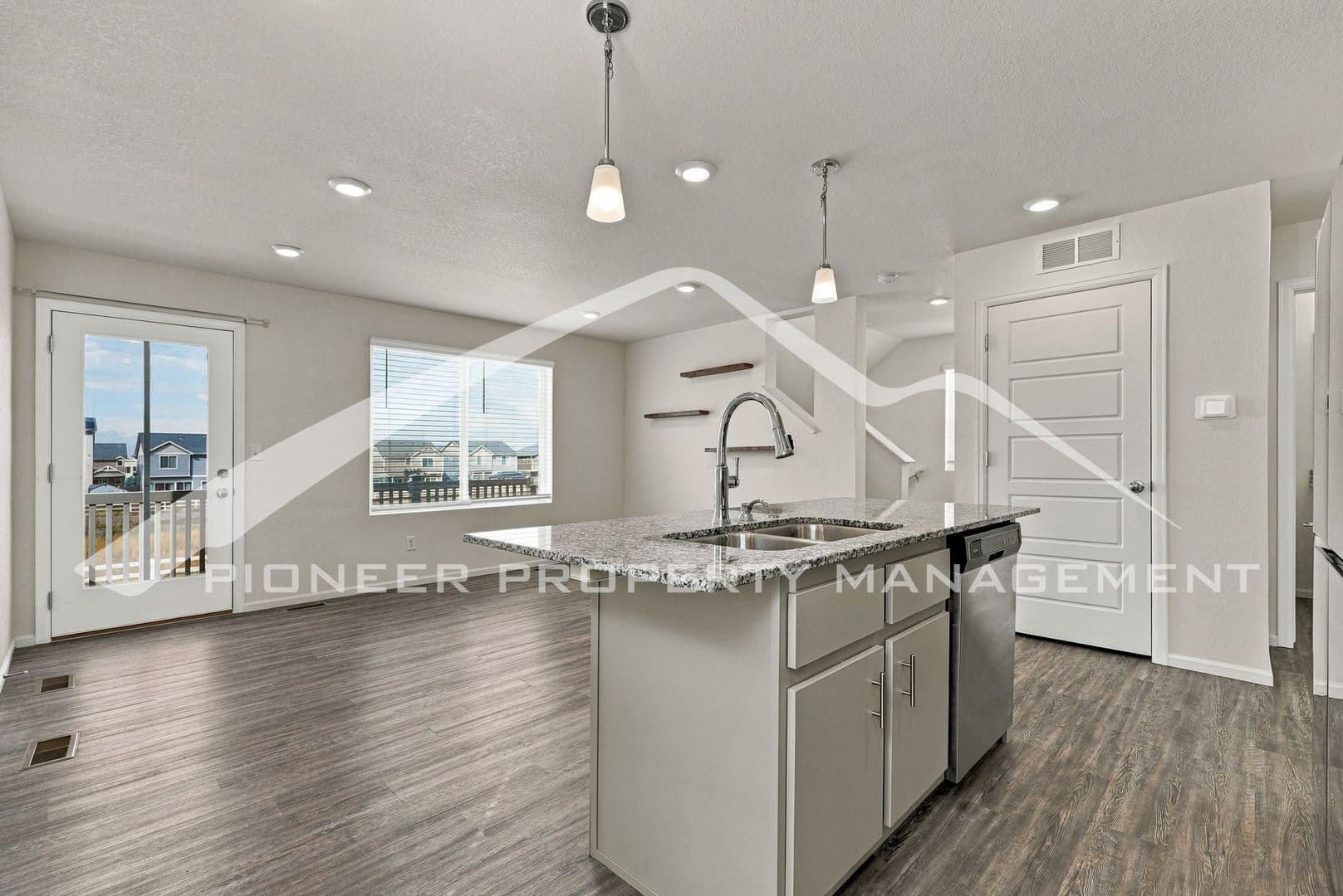 Denver House: 18254 E 51st Pl