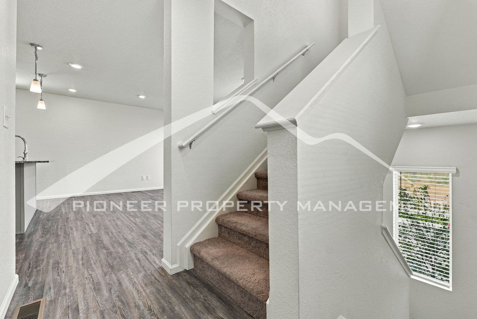 Denver House: 18254 E 51st Pl