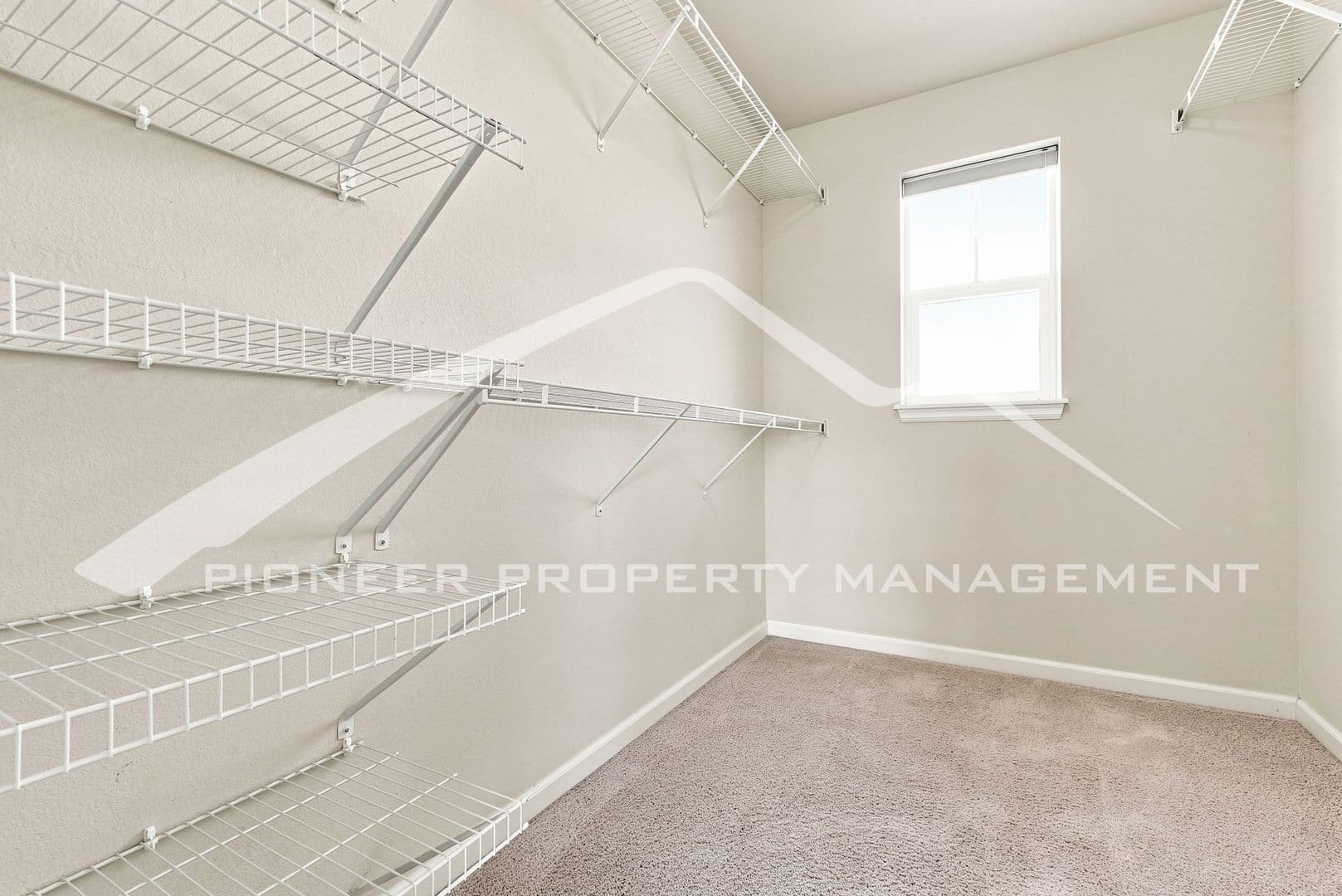 Aurora House: 6583 S Irvington Way