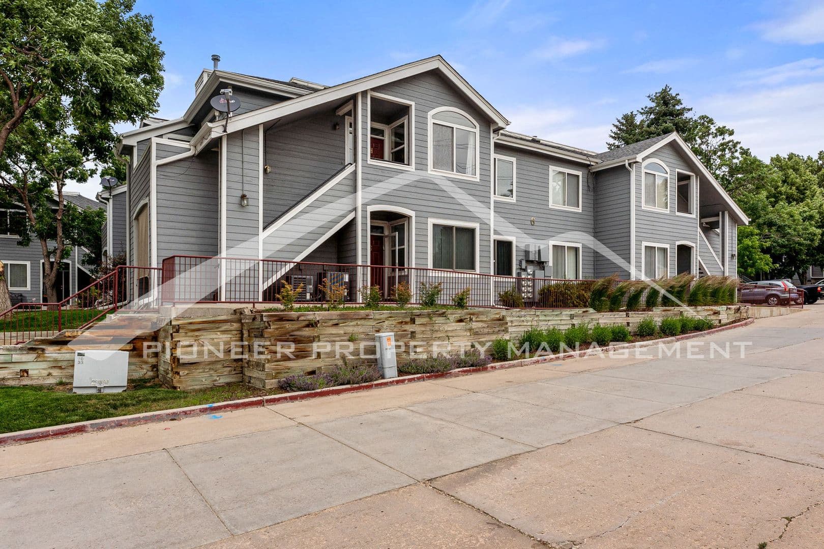 Denver House: 8500 E Jefferson Ave #6H