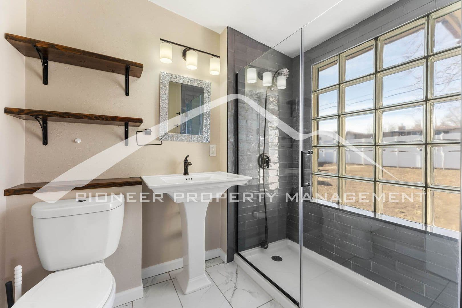Denver House: 1531 S Patton Ct