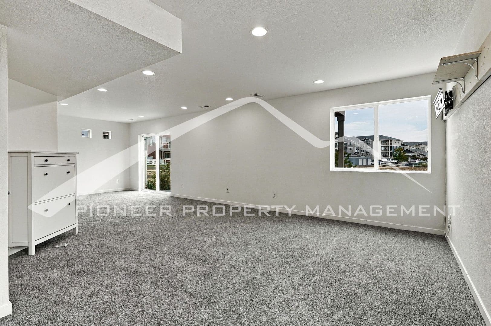 Denver House: 17909 E 54th Ave