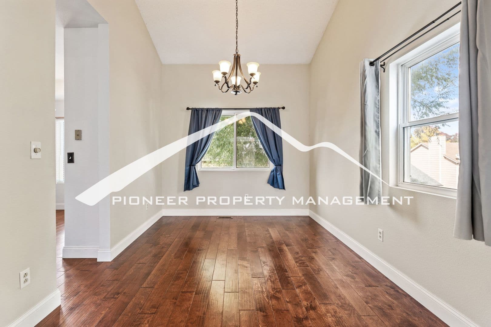 Colorado Springs House: 1328 Hamstead Ct
