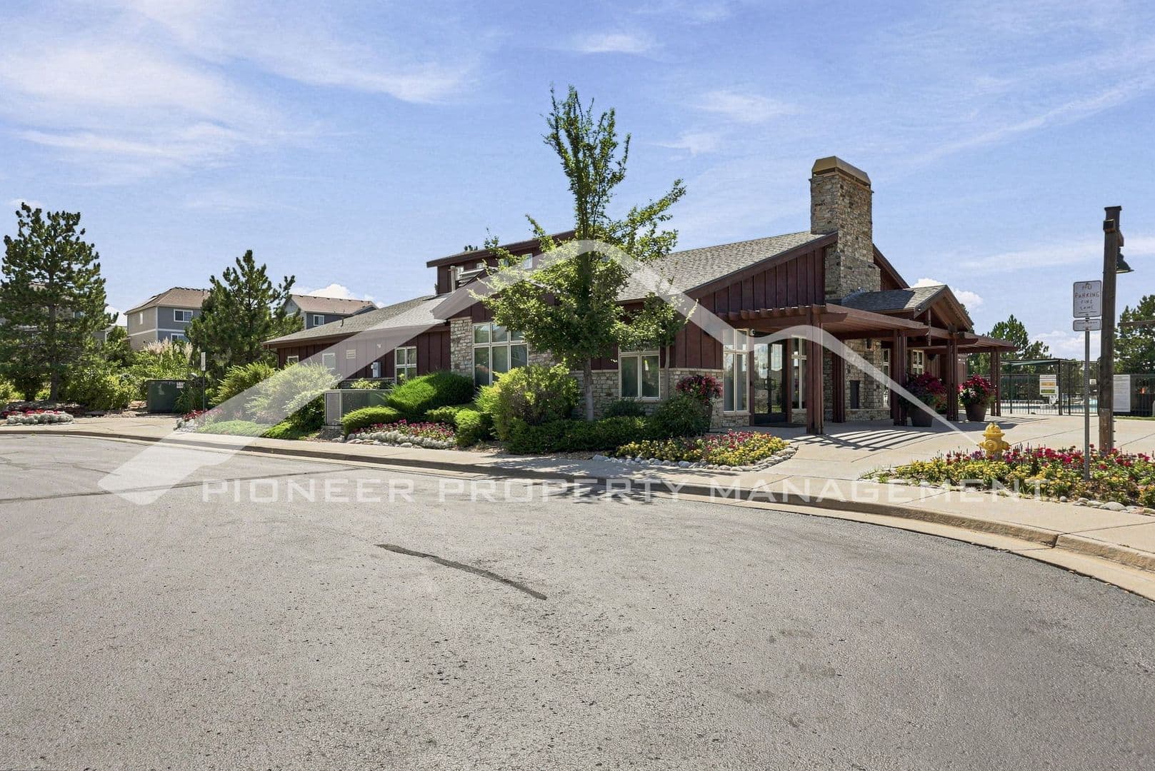 Aurora House: 6583 S Irvington Way