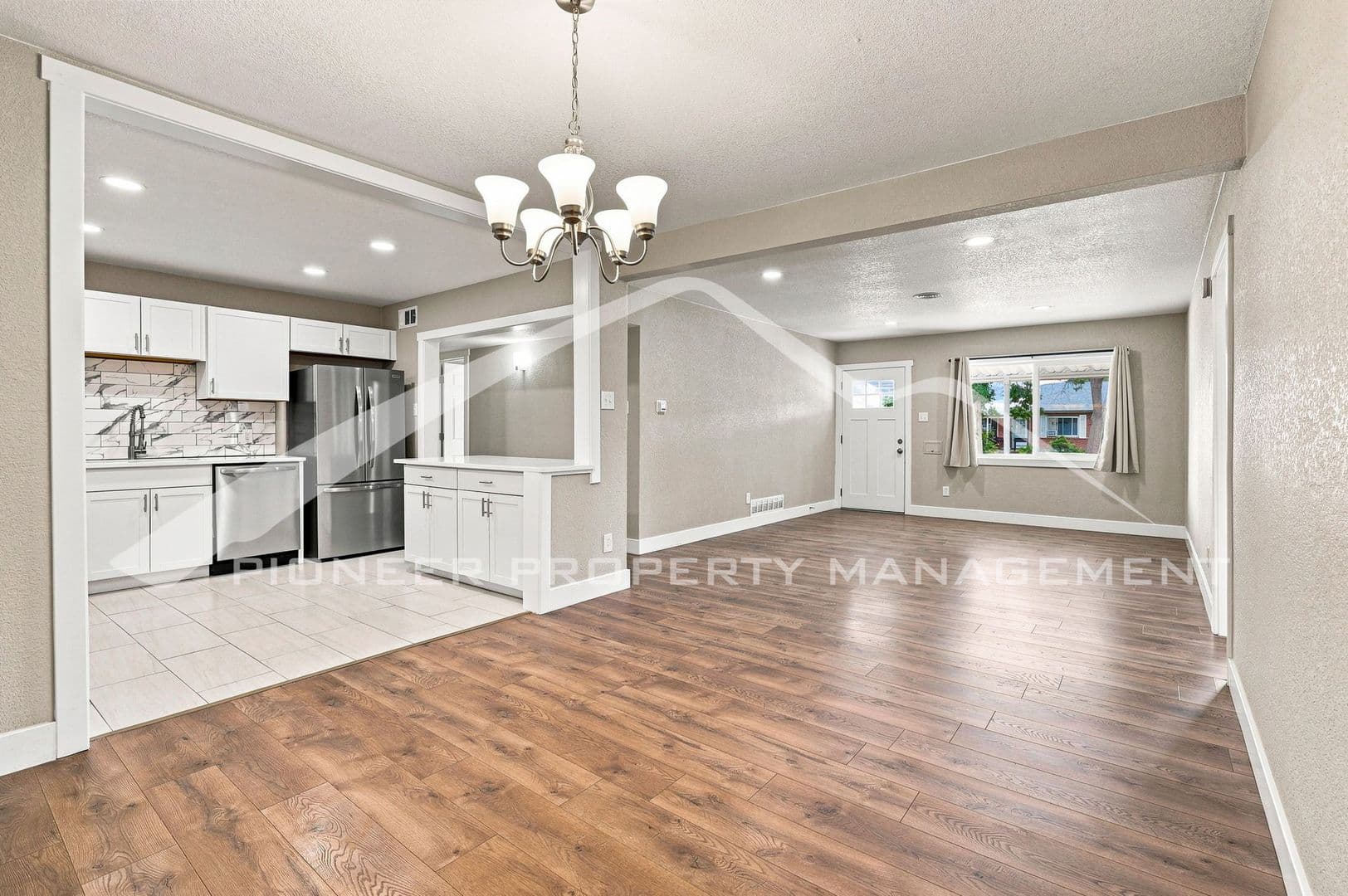 Aurora House: 1235 Scranton St