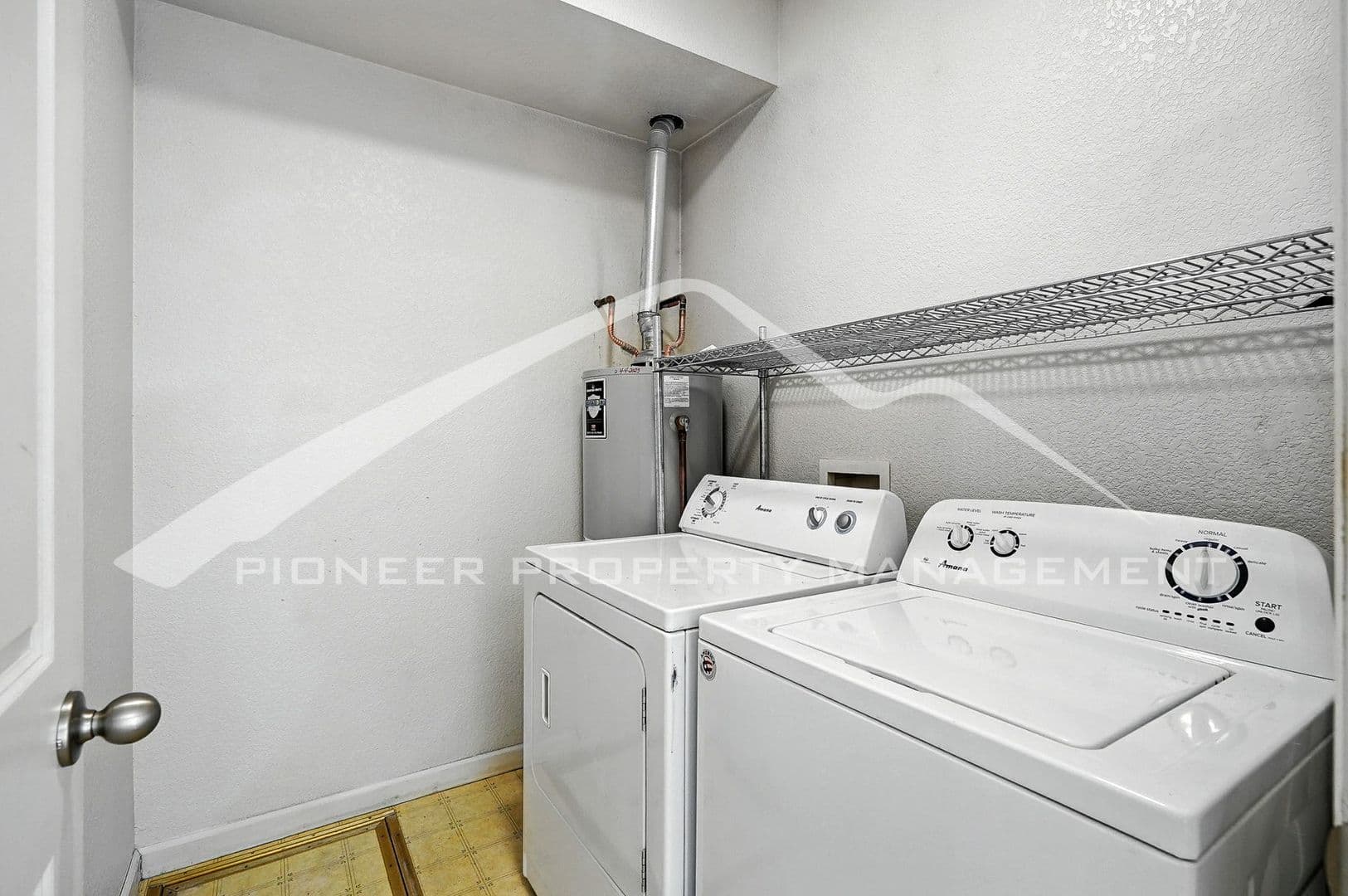 Lakewood Townhome: 1726 Depew Street