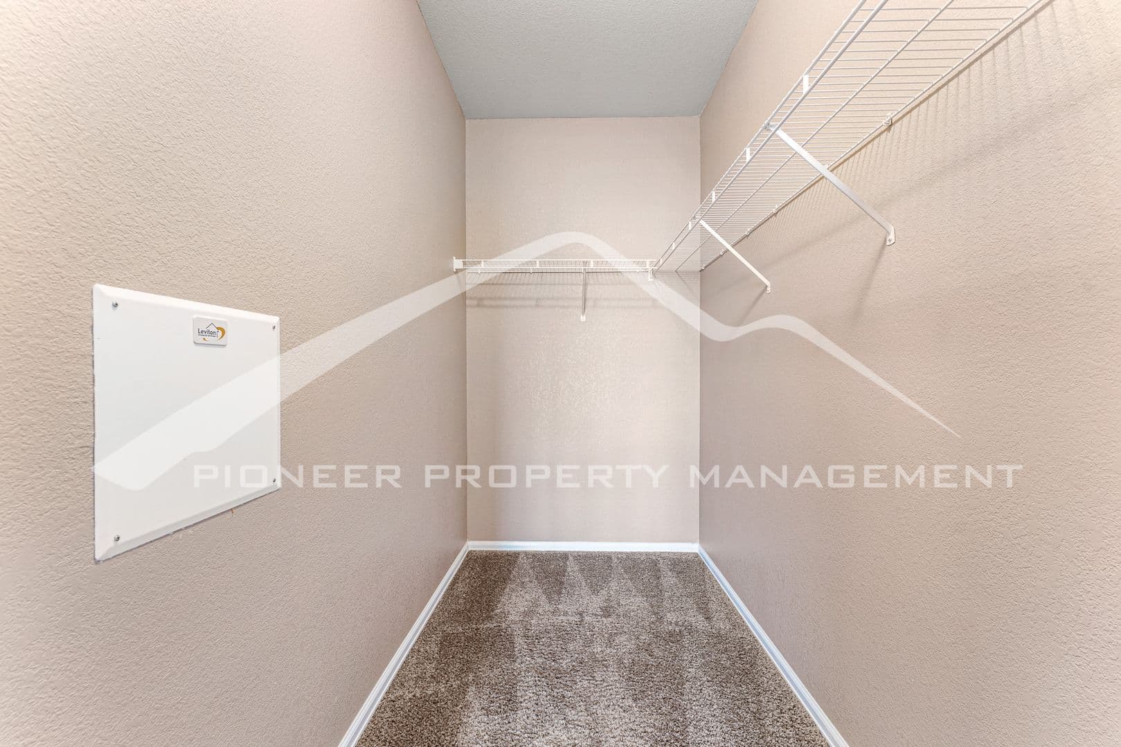 Aurora House: 3875 S Dayton St #203