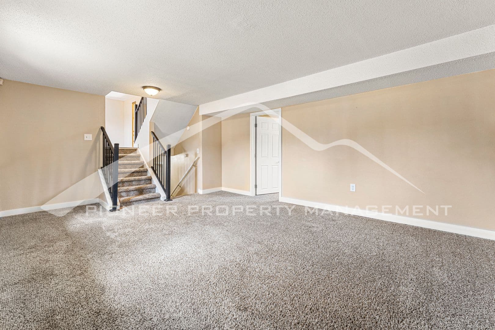 Westminster House: 5063 W 70th Pl