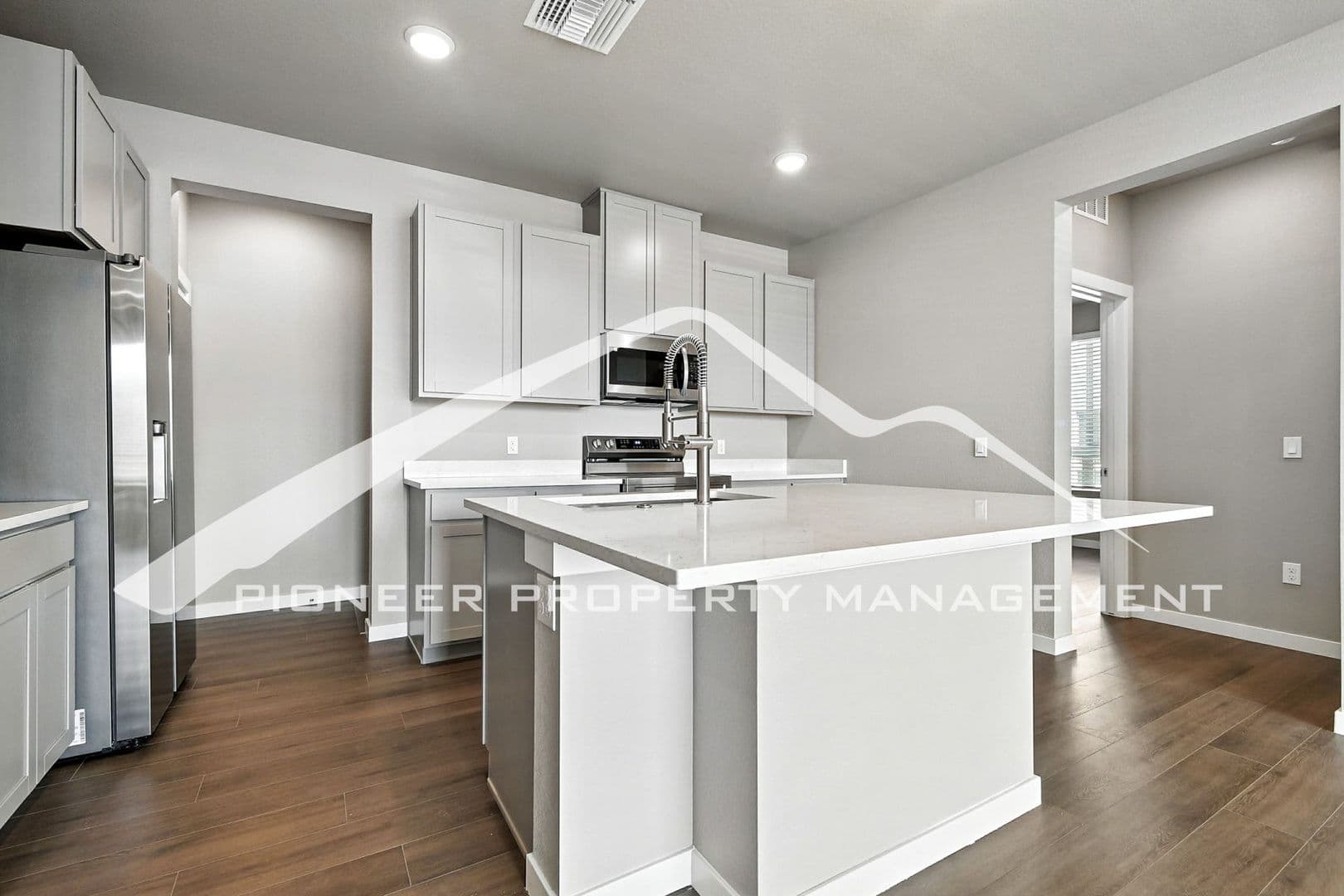 Denver Condo: 6153 N Ceylon St #207-5