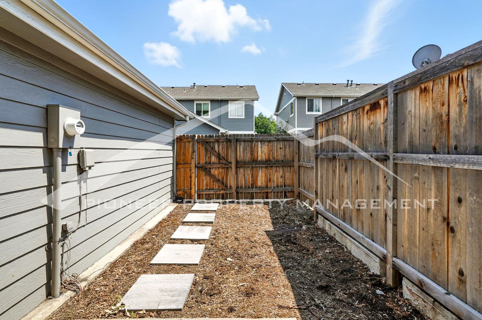 Lakewood Townhome: 1726 Depew Street