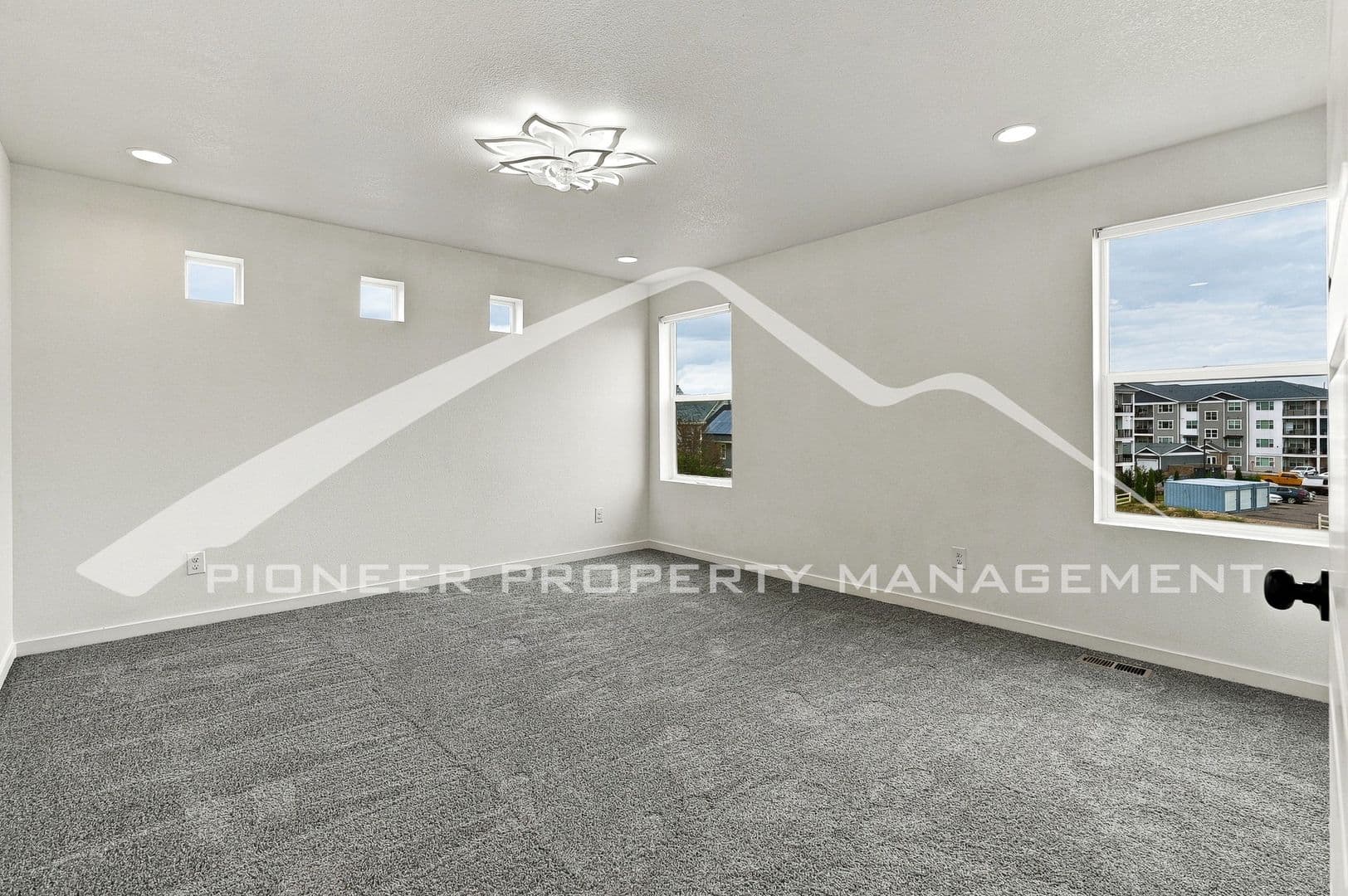 Denver House: 17909 E 54th Ave