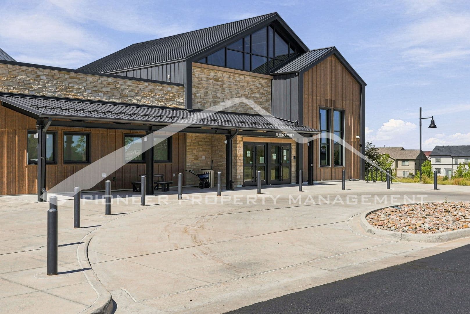 Aurora House: 6583 S Irvington Way