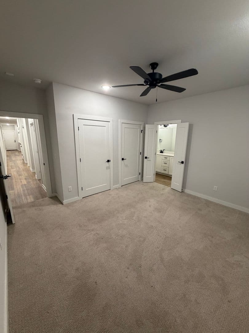 Broken Arrow Townhome: 513 W Dallas St