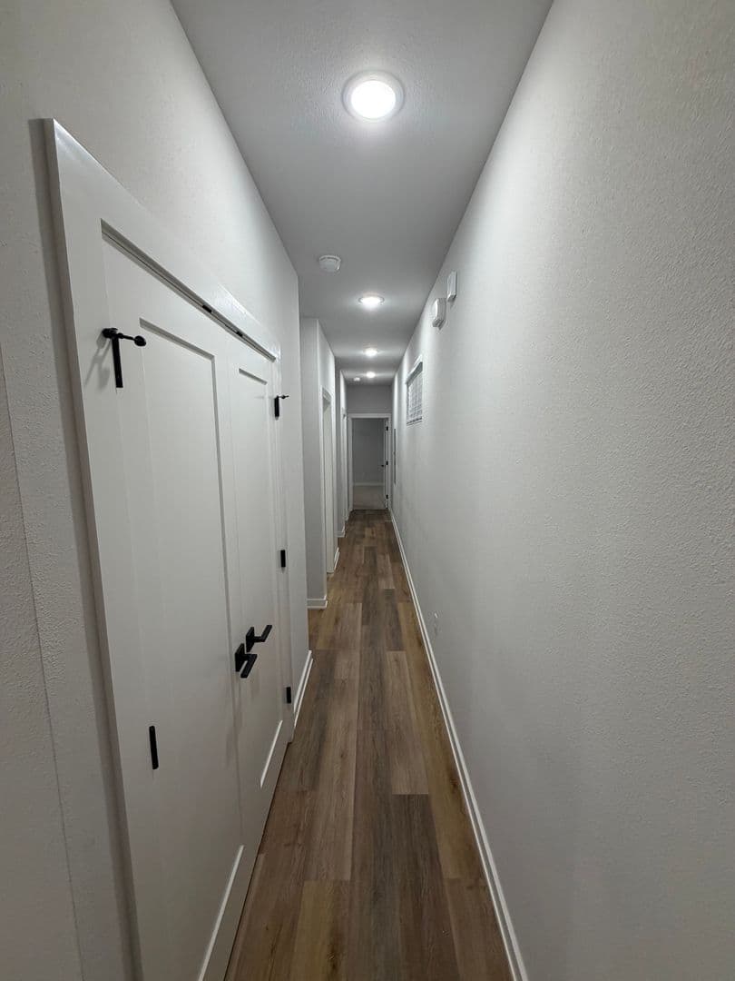 Broken Arrow Townhome: 513 W Dallas St