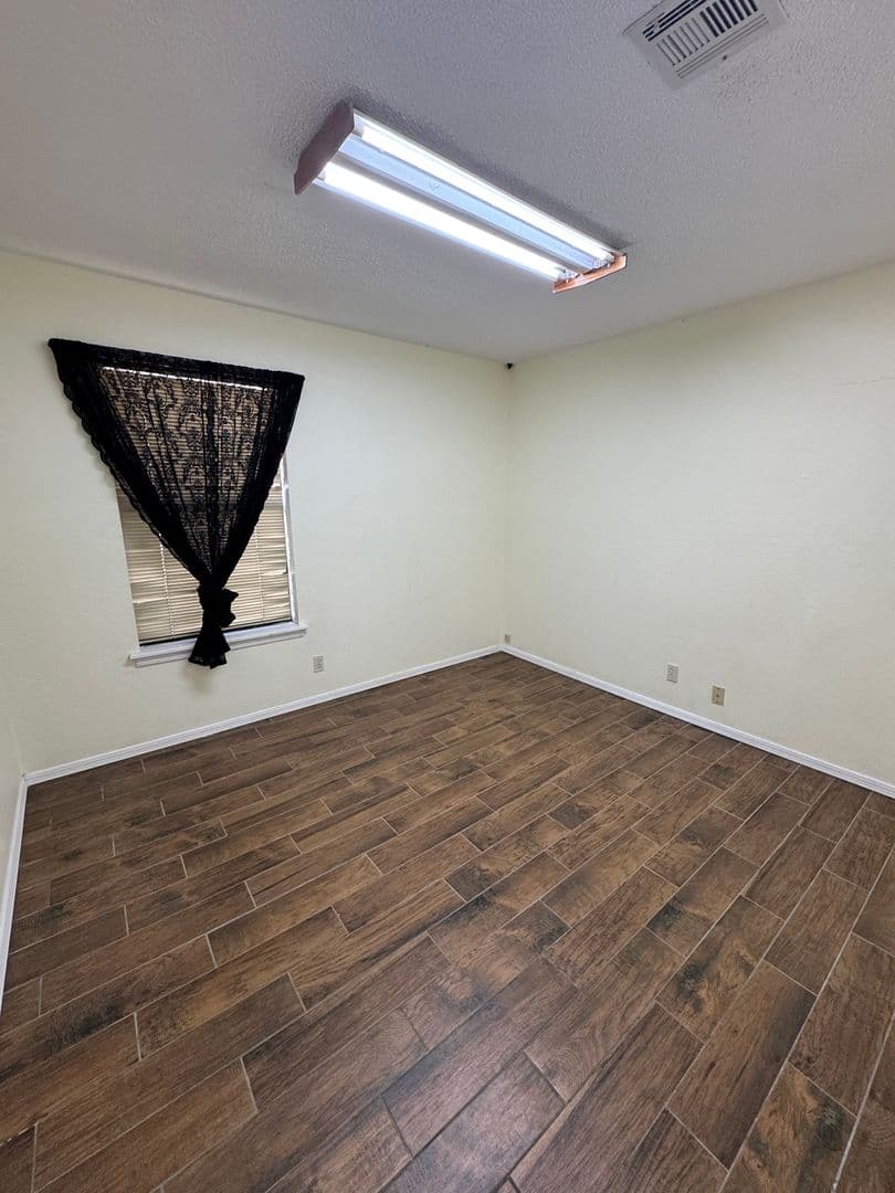Broken Arrow House: 4515 W Princeton Pl