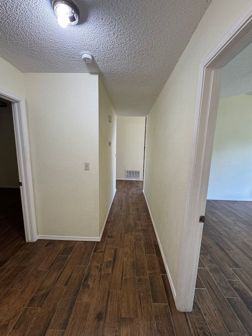 Broken Arrow House: 4515 W Princeton Pl