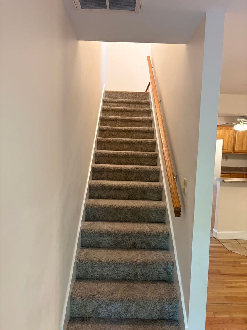 Huntington Apartment: 5919  Mahood