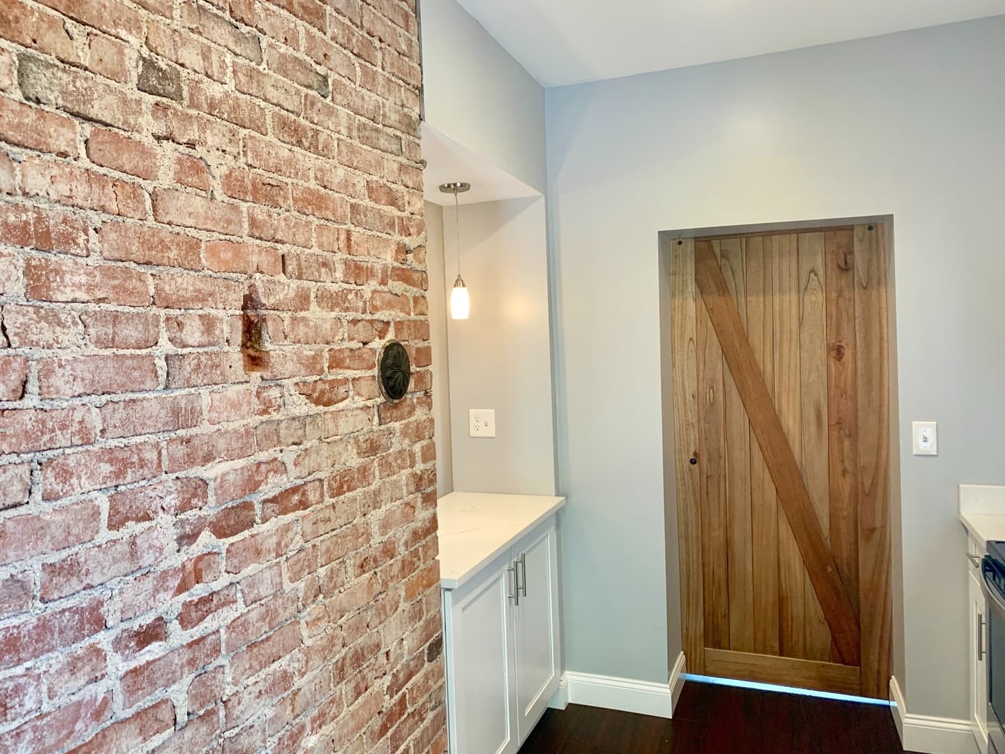 Pittsburgh House: 122 Olympia Street