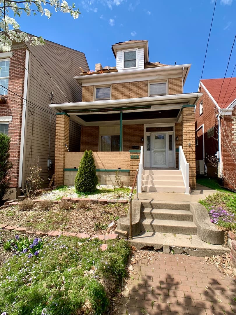 Pittsburgh House: 122 Olympia Street