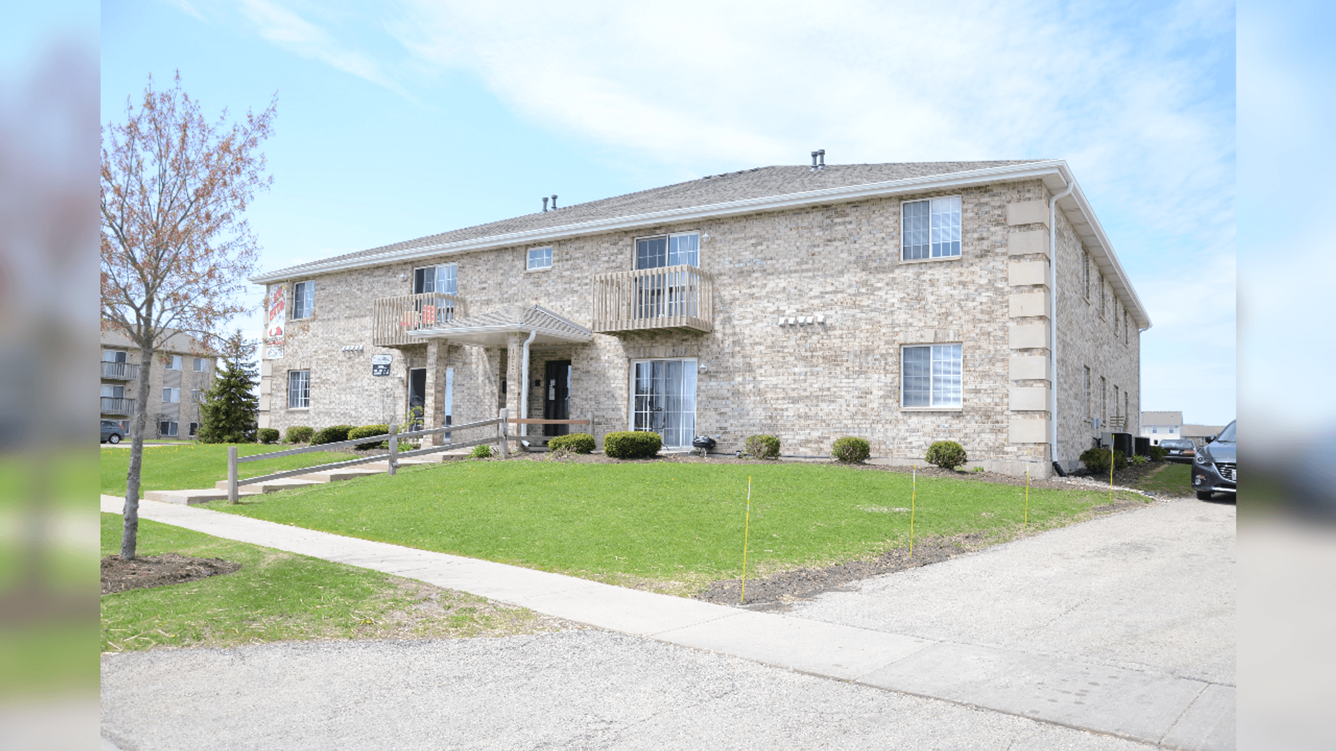 DeKalb Apartment: 1107 Regent Drive