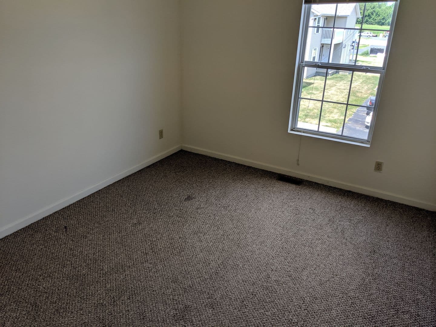 DeKalb Apartment: 1205 Rushmoore Drive
