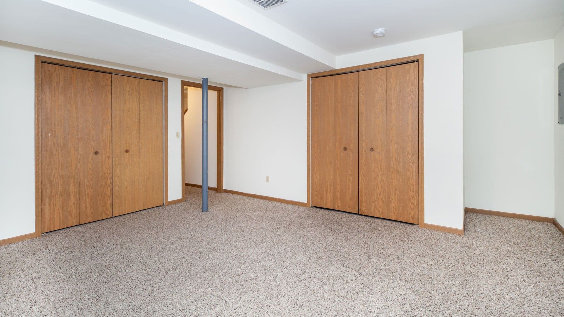 DeKalb Apartment: 768 Fotis Drive