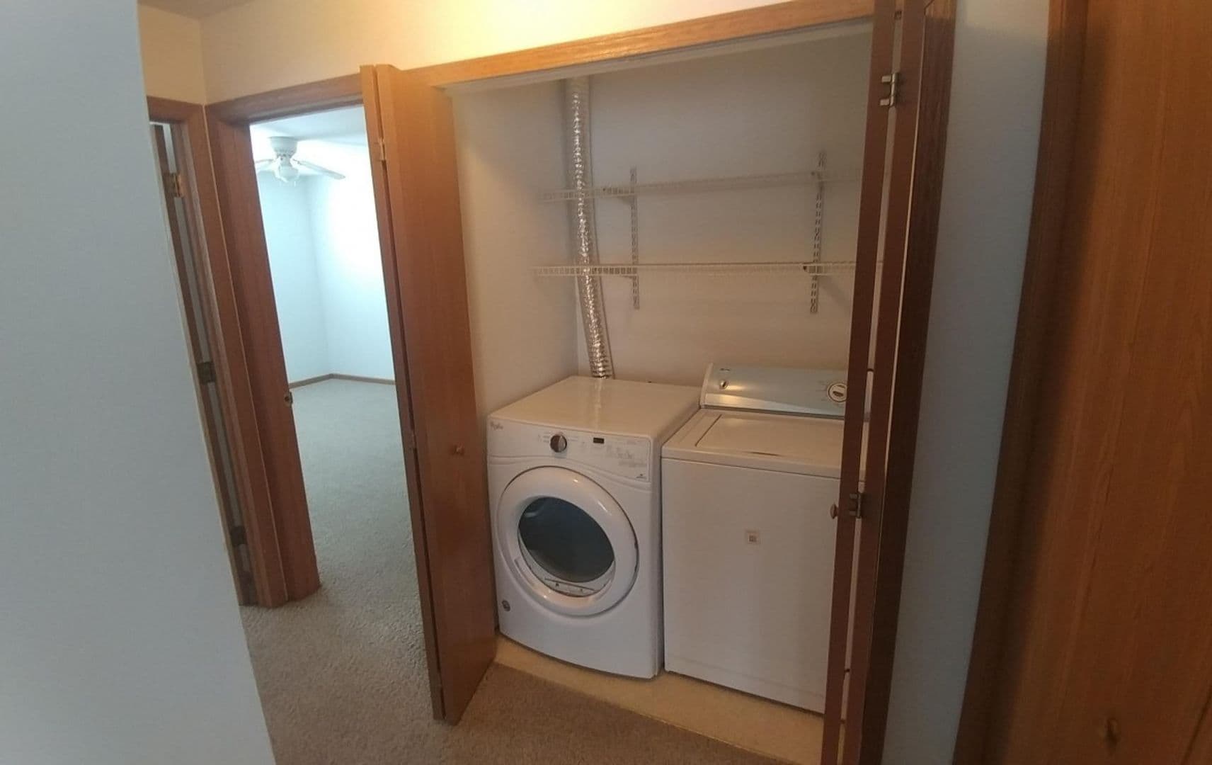 DeKalb Apartment: 1107 Regent Drive