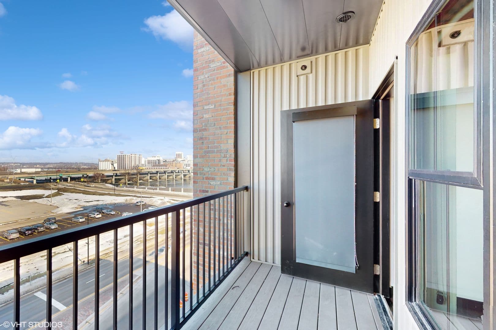 Cedar Rapids Apartment: 151 1st Avenue SW