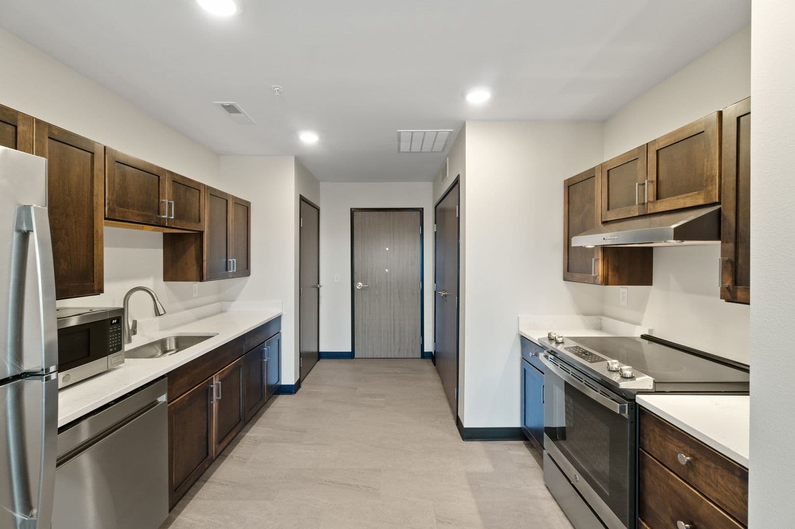 Cedar Rapids Apartment: 275 1st Ave SW