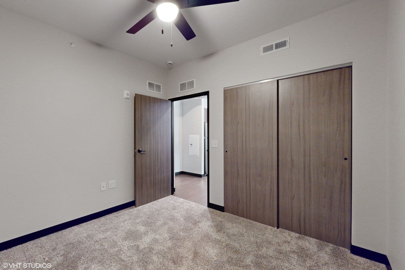 Cedar Rapids Apartment: 151 1st Avenue SW