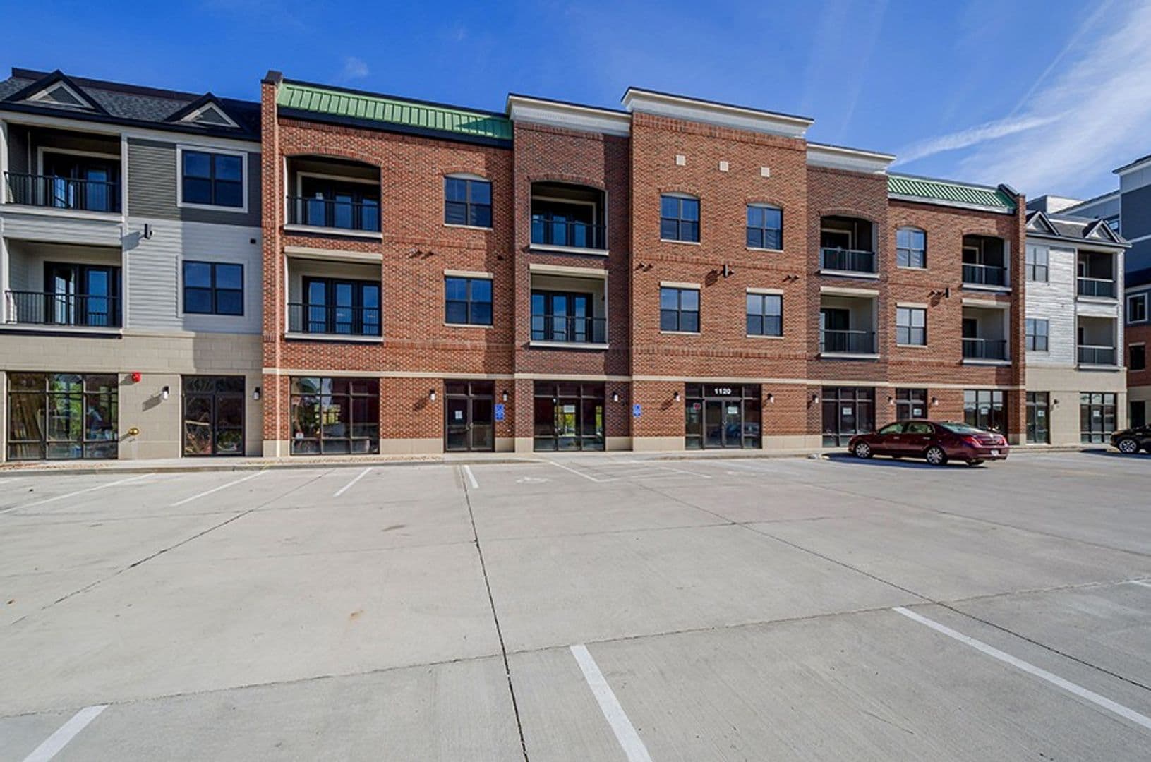 Cedar Rapids Apartment: 1120 Depot Lane SE