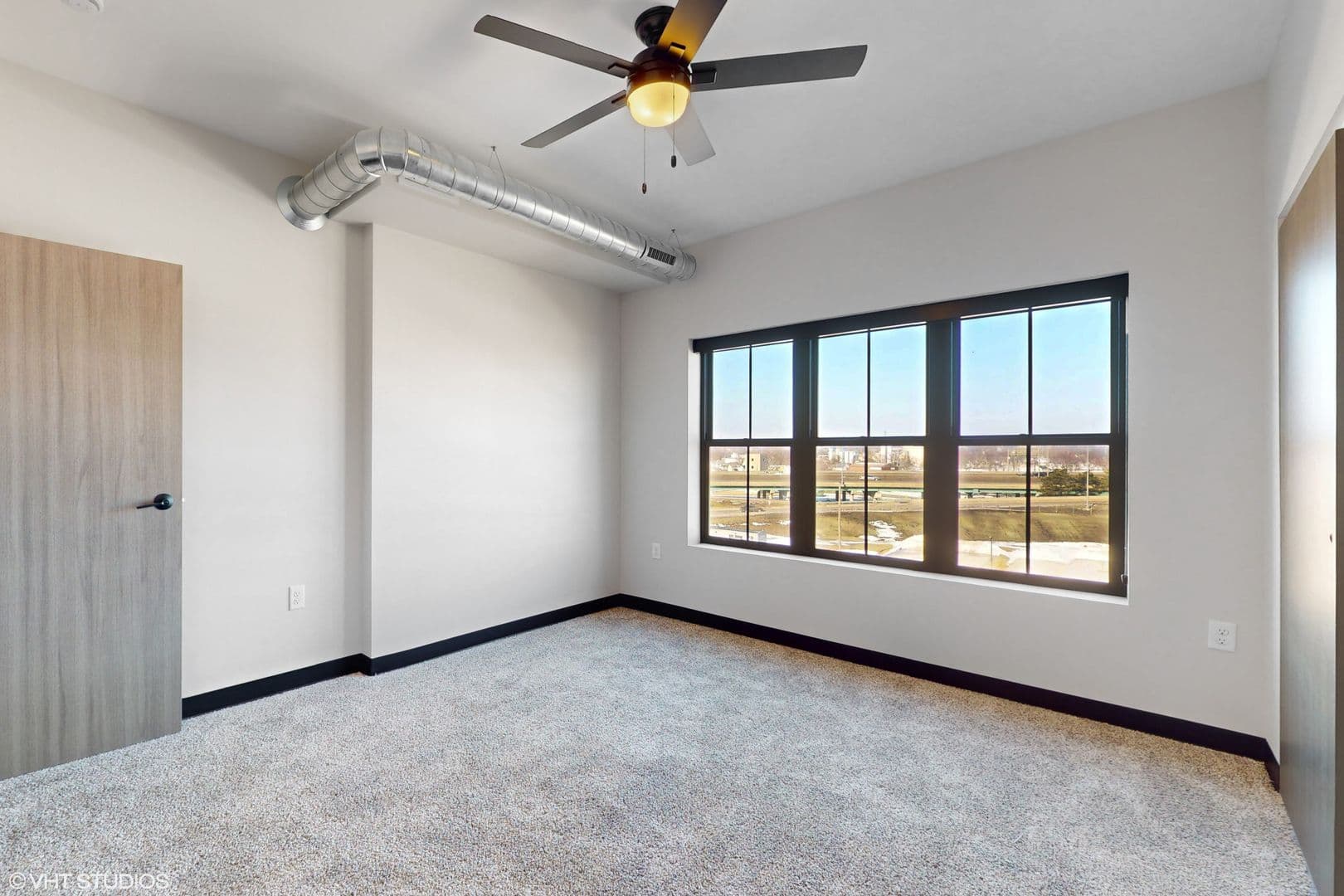 Cedar Rapids Apartment: 151 1st Avenue SW