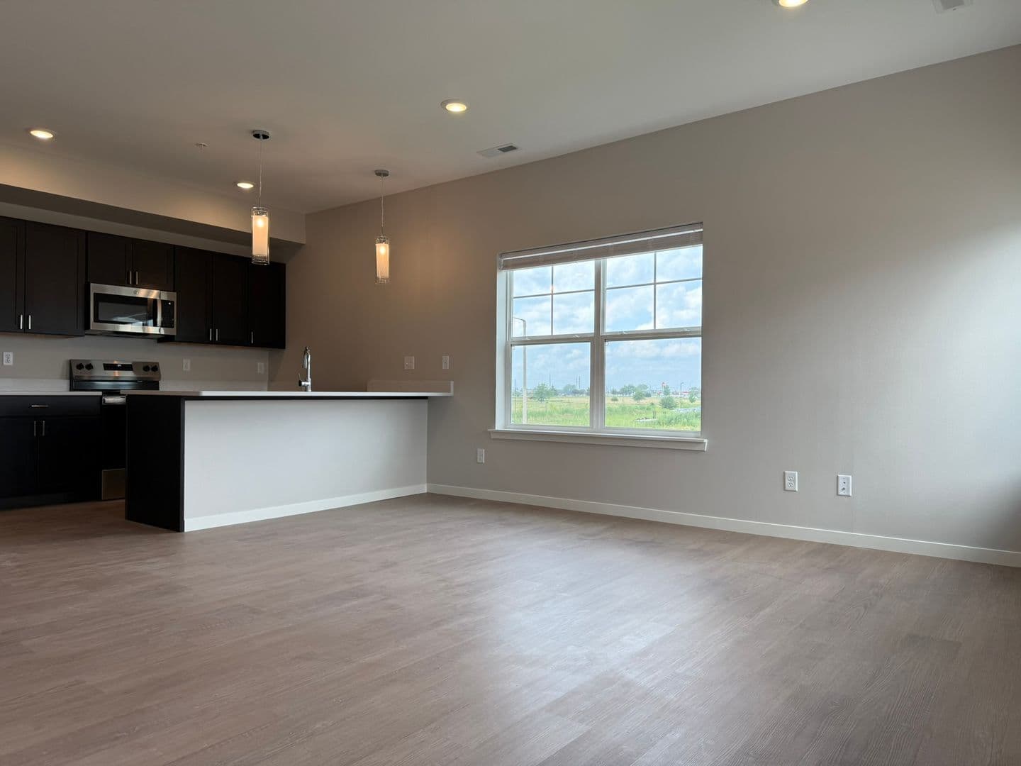Cedar Rapids Townhome: 143 Ellen Ln SW - Unit #3
