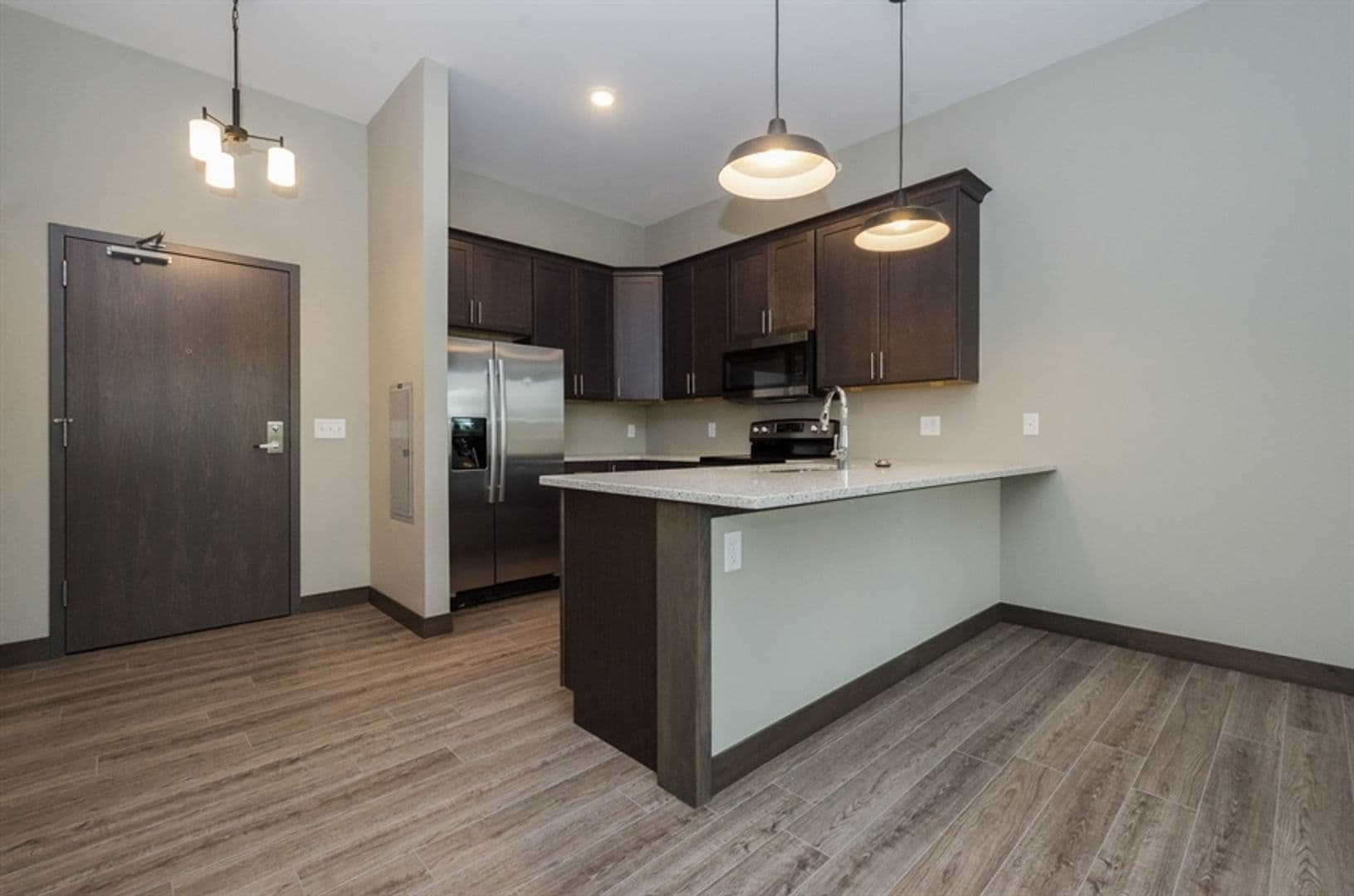 Cedar Rapids Apartment: 1050 Depot Lane SE