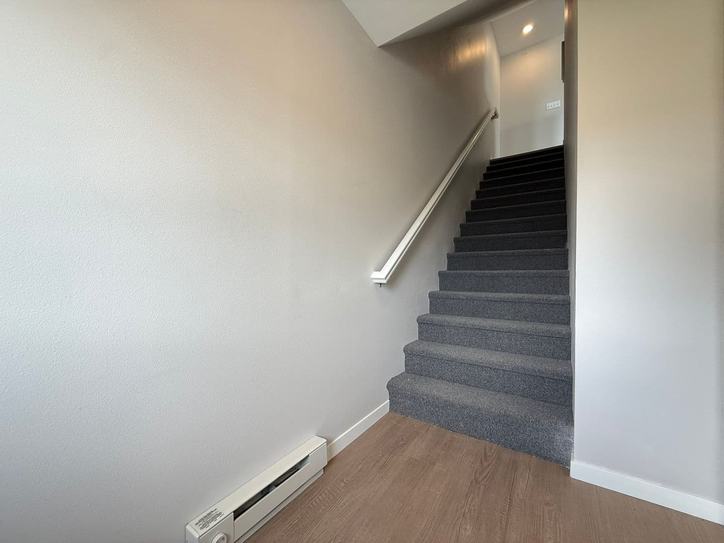 Cedar Rapids Townhome: 143 Ellen Ln SW - Unit #3