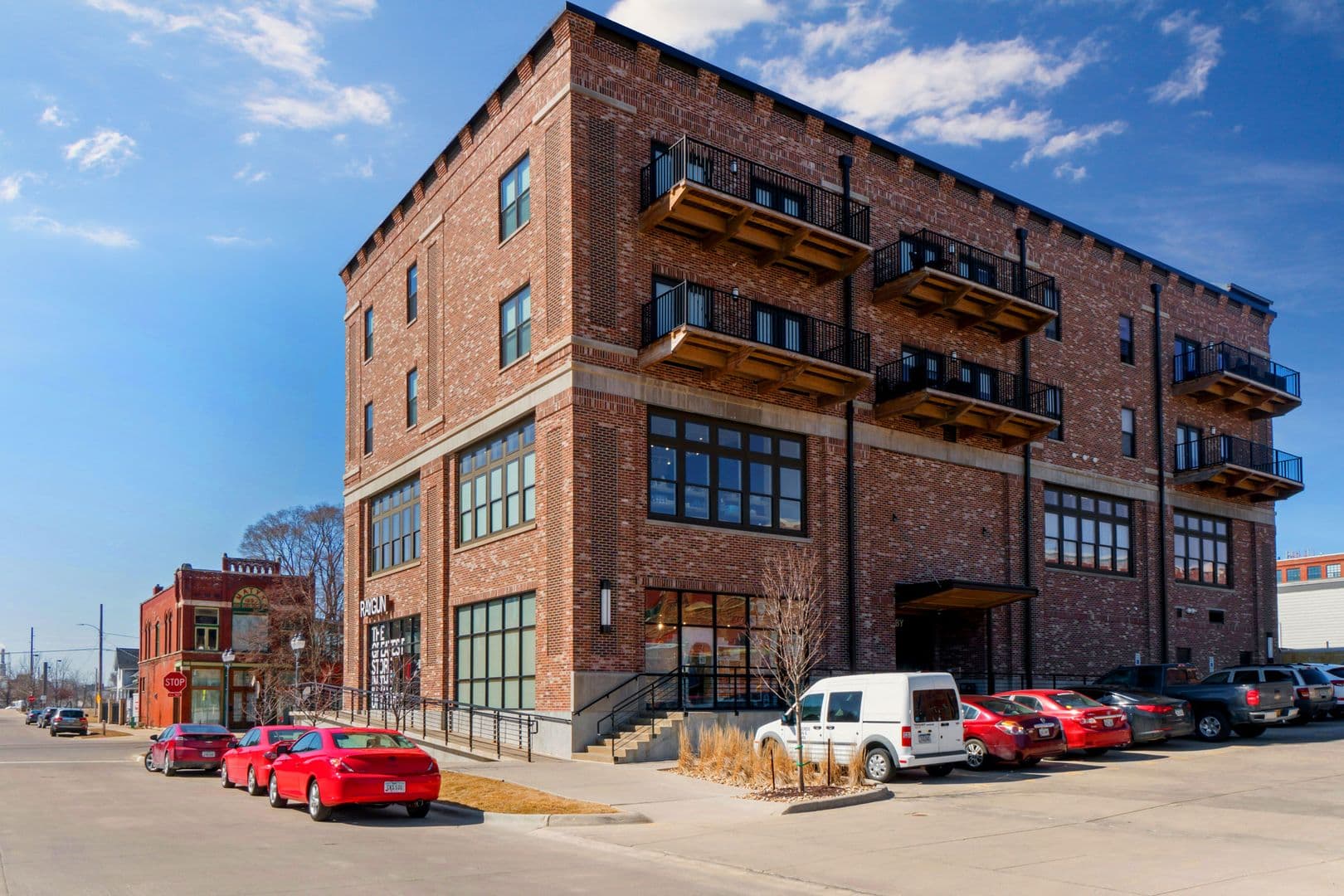 Cedar Rapids Apartment: 1028 3rd Street SE - 409