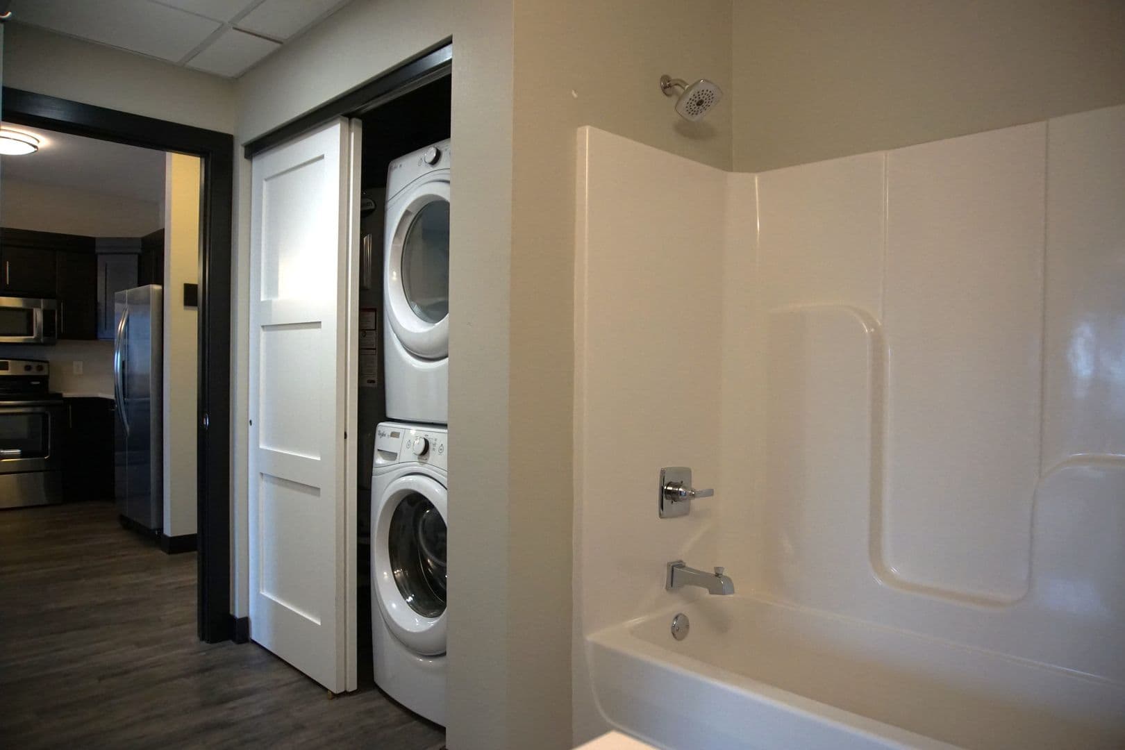 Cedar Rapids Apartment: 1028 3rd Street SE - 409