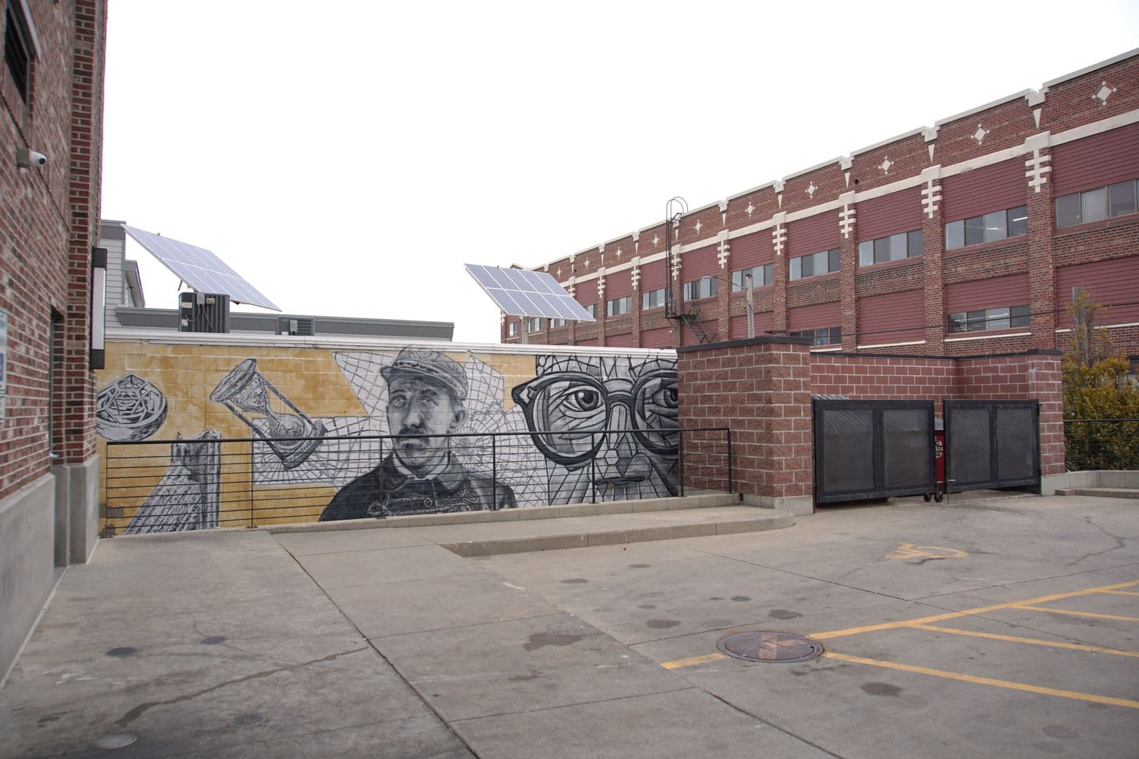 Cedar Rapids Apartment: 1028 3rd Street SE - 409