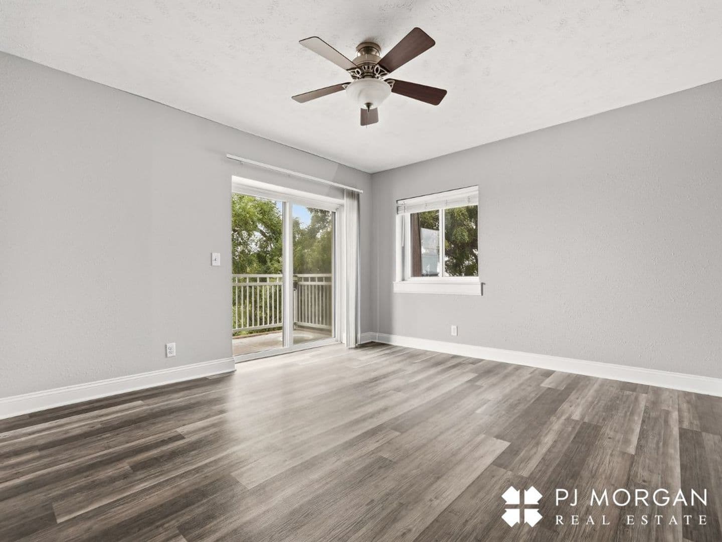 Omaha Apartment: 810 North 107th Avenue