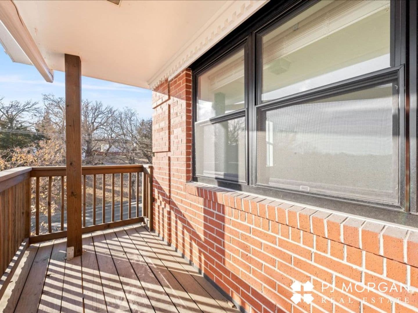 Omaha Apartment: 725 S. 37th St