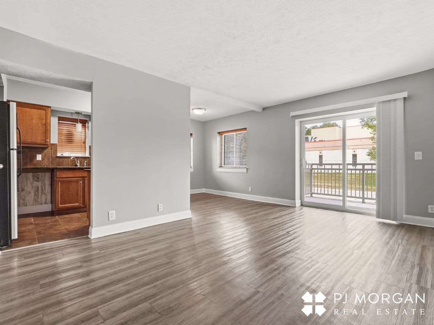 Omaha Apartment: 810 North 107th Avenue