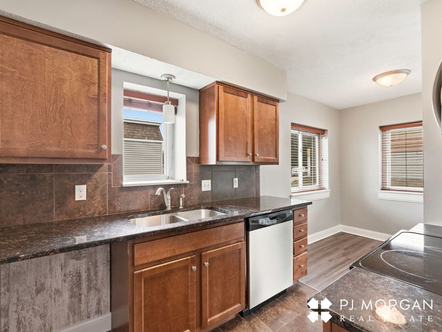 Omaha Apartment: 810 North 107th Avenue