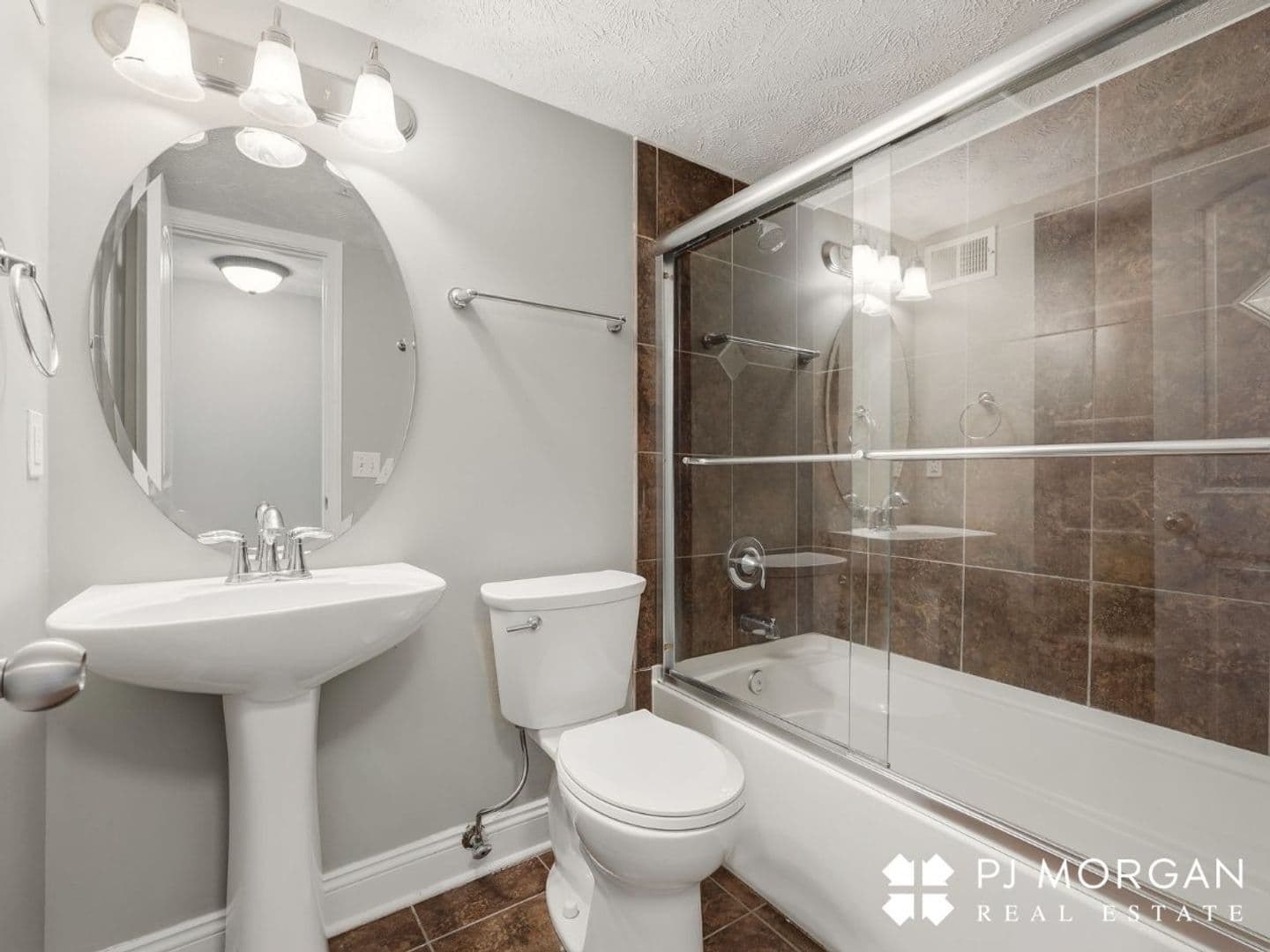 Omaha Apartment: 810 North 107th Avenue