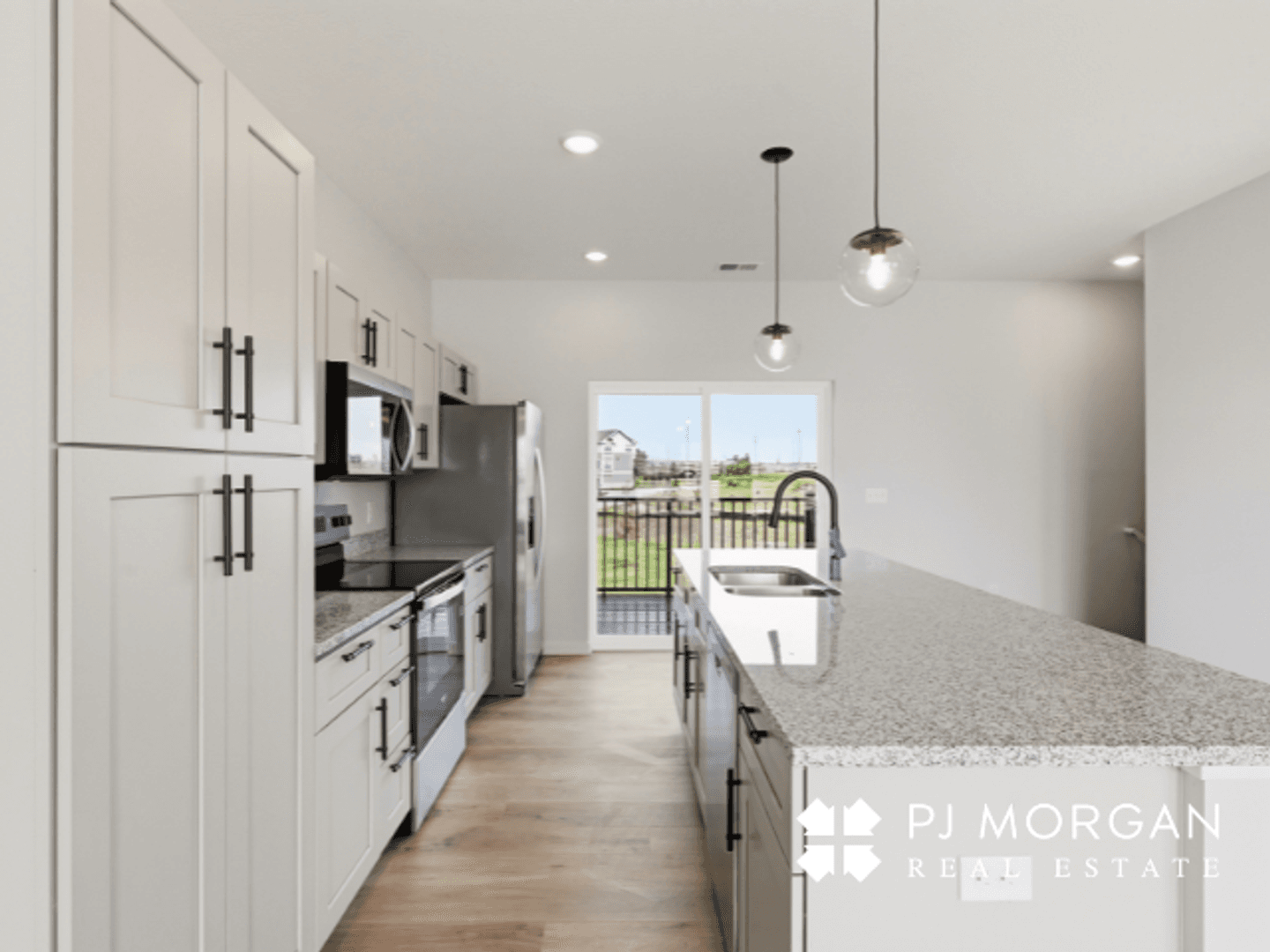 Elkhorn Townhome: 5404 S 207th Court