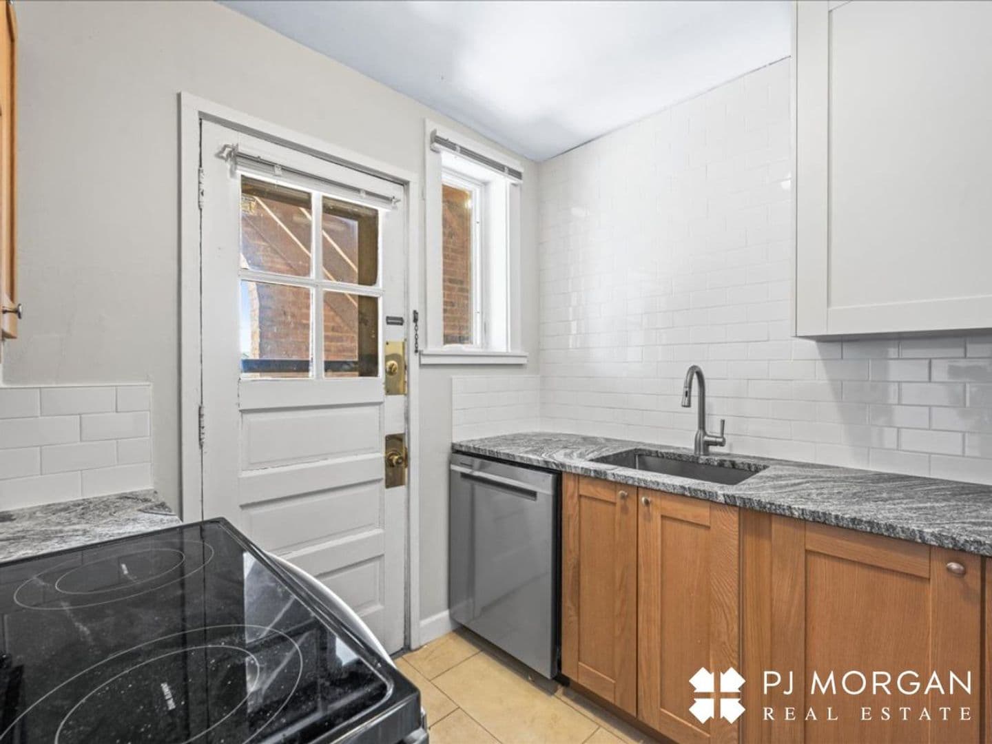 Omaha Apartment: 4903 Underwood Ave