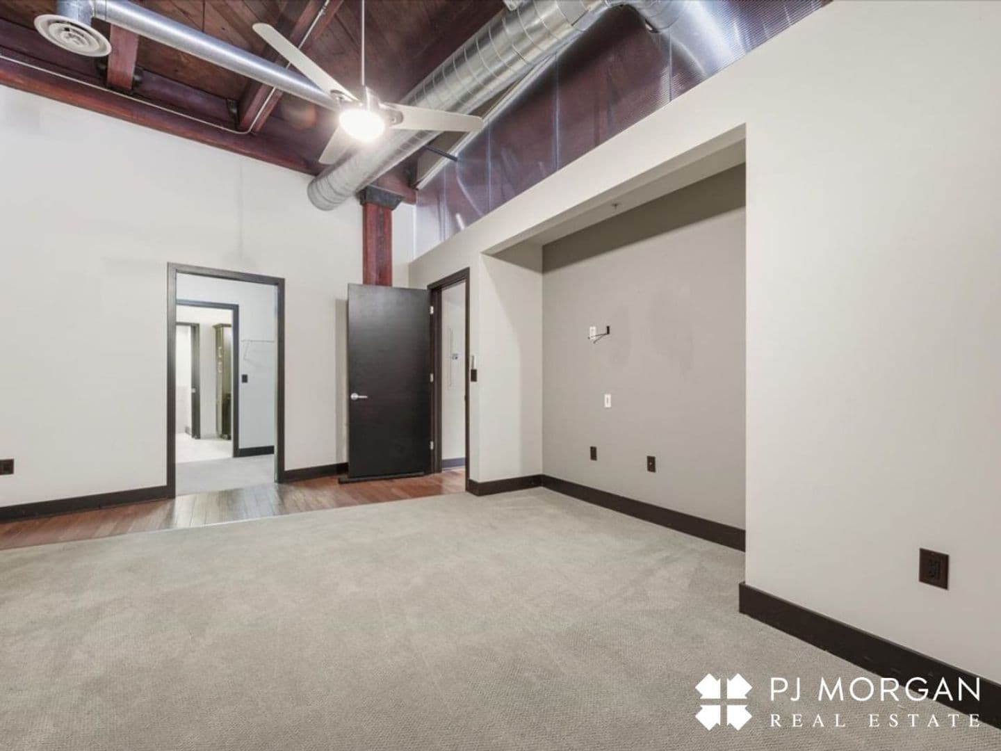Omaha Apartment: 515 South 12th Street