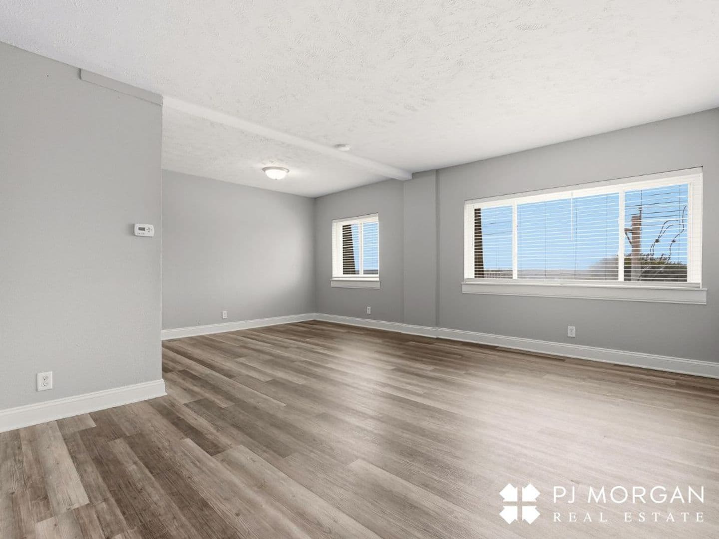 Omaha Apartment: 810 North 107th Avenue