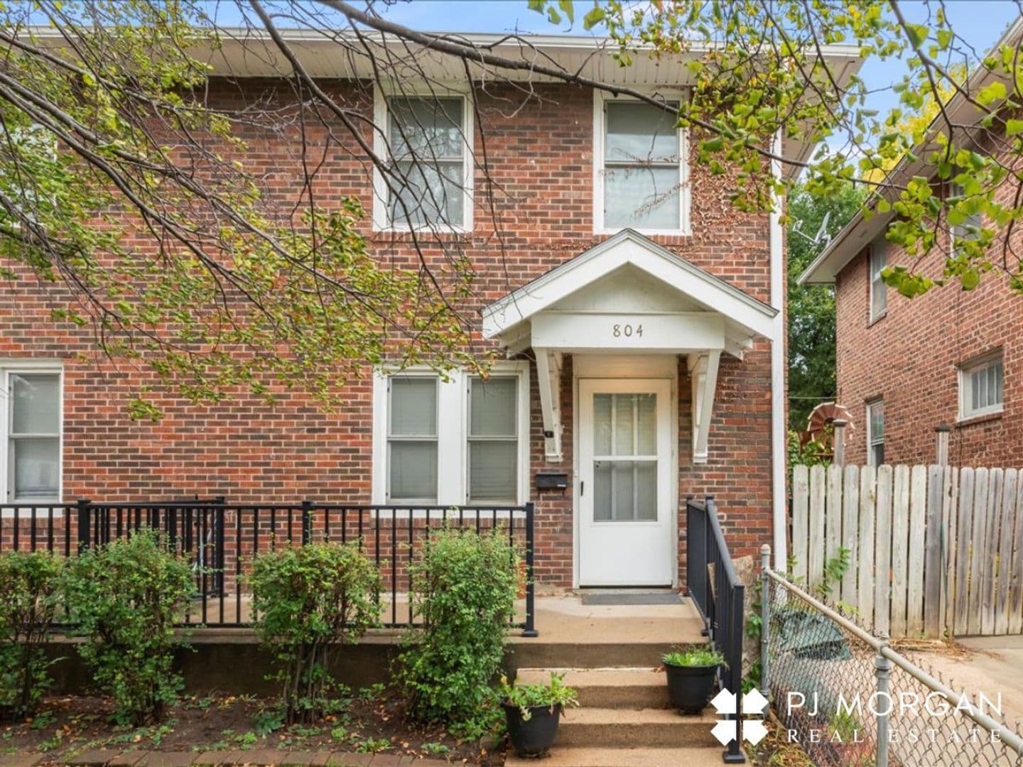 Omaha Apartment: 802-804 N 48th Street